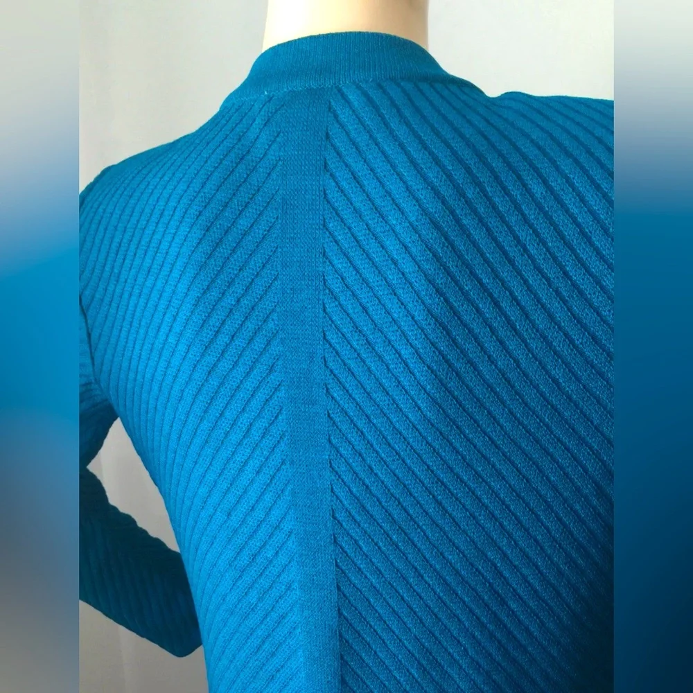 St. John Collection Wool blend Knit‎ Cardigan / Suit Jacket sz 0